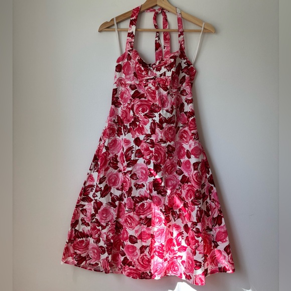 Dresses & Skirts - Vintage Y2K halter dress